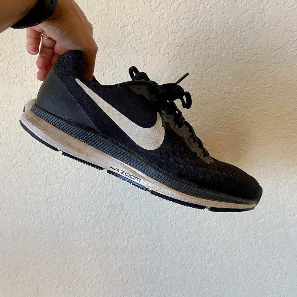 Nike Air Zoom Women’s Running Shoes Size 6.5 W